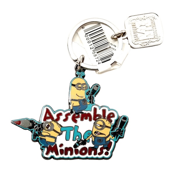 Universal Studios Despicable Me Minion Assemble The Minions! Keychain - Picture 1 of 1